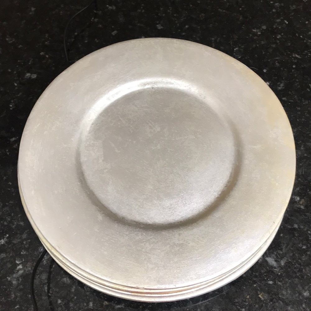 Gibson Terracotta Charging Plates